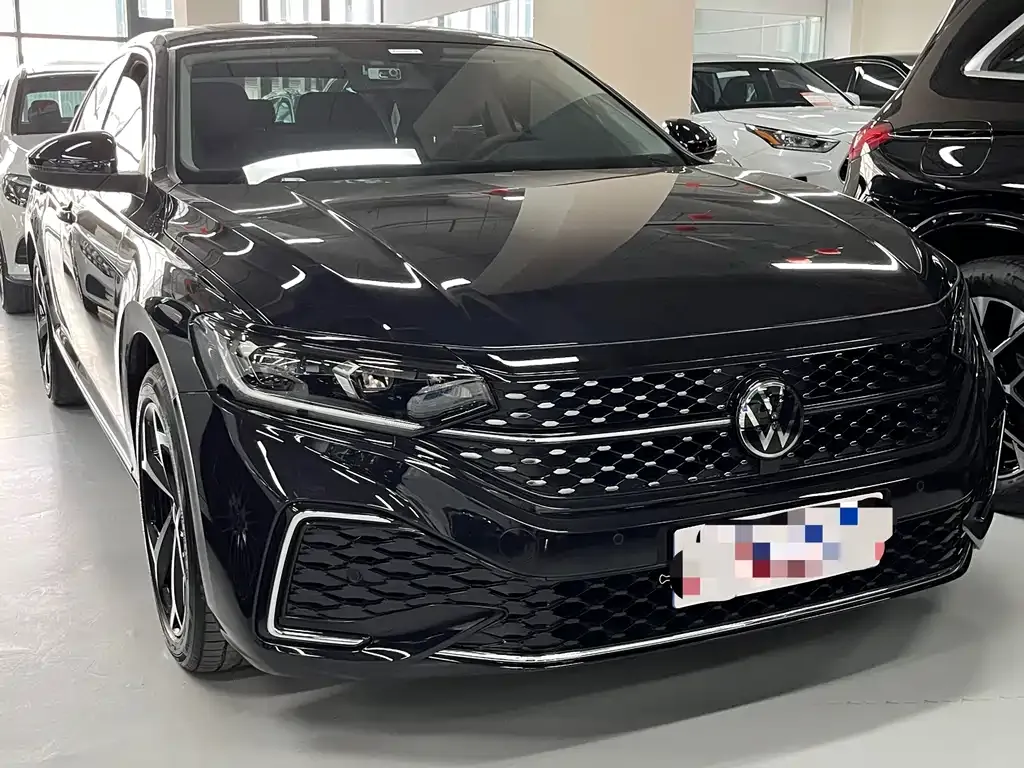 Volkswagen Passat — фото 3