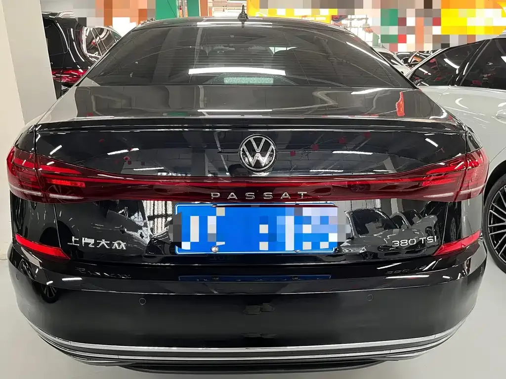 Volkswagen Passat — фото 5