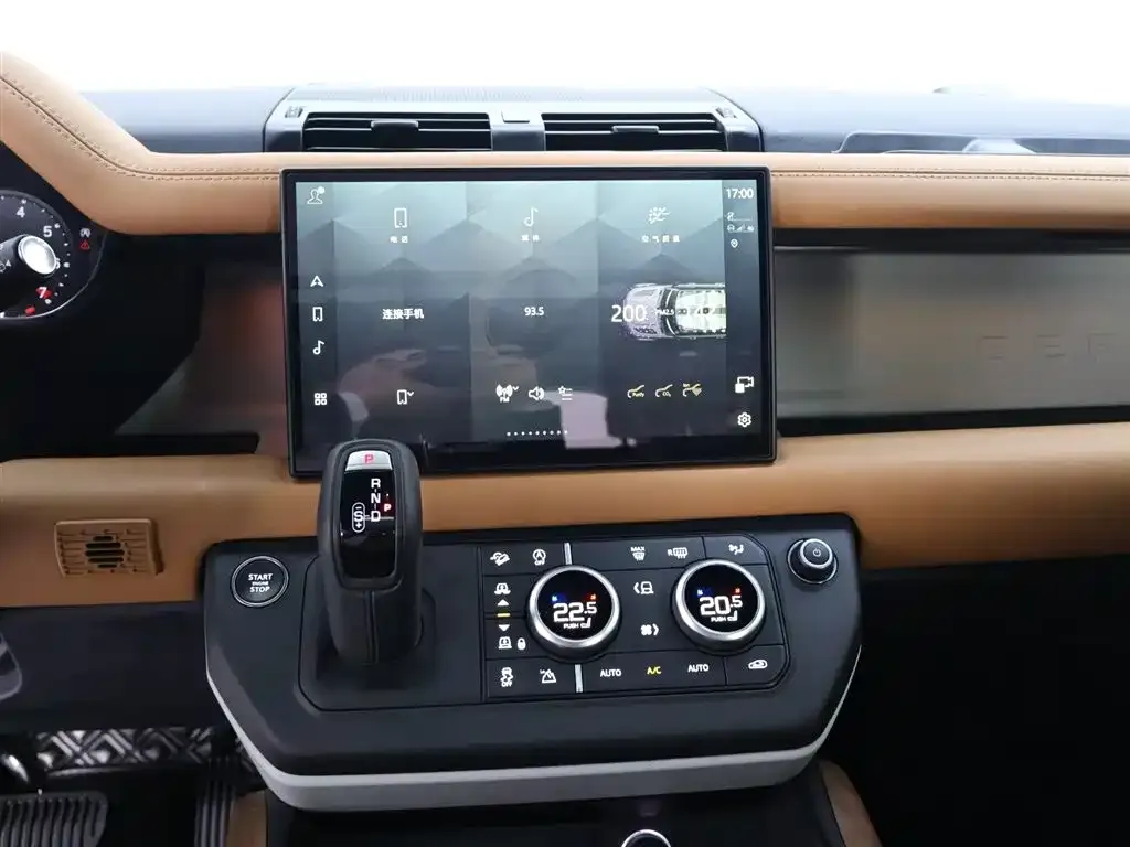 Land Rover Defender — фото 10