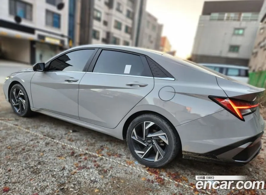Hyundai AVANTE — фото 4