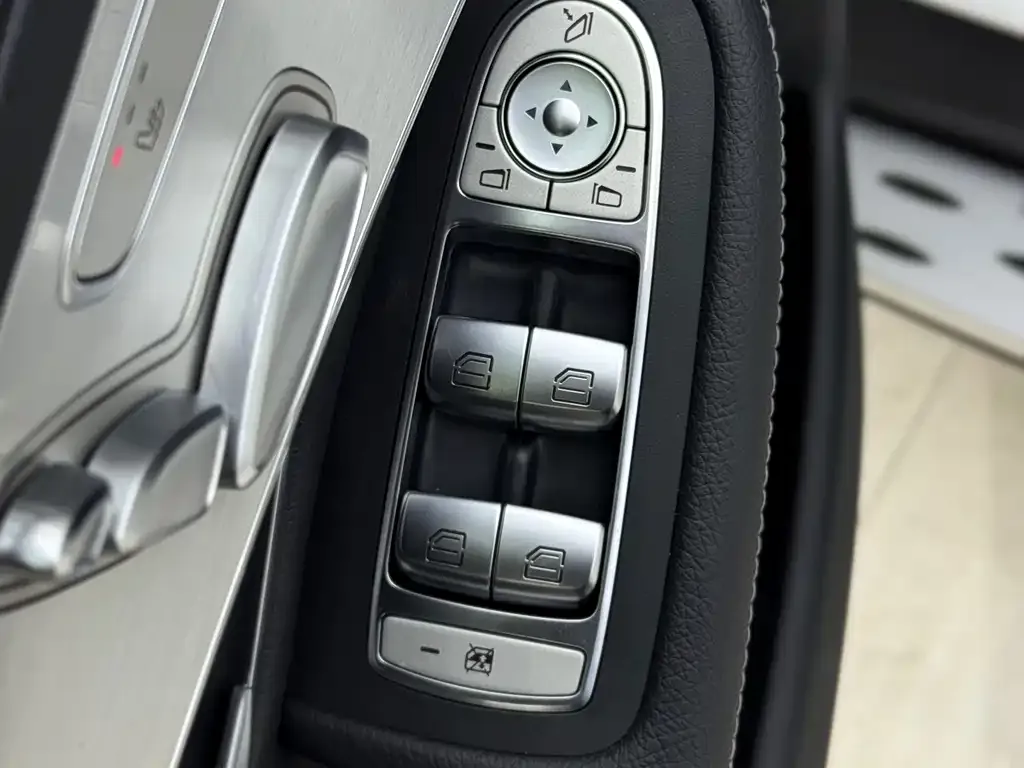 Mercedes-Benz GLC 2022 из CN, фото 10