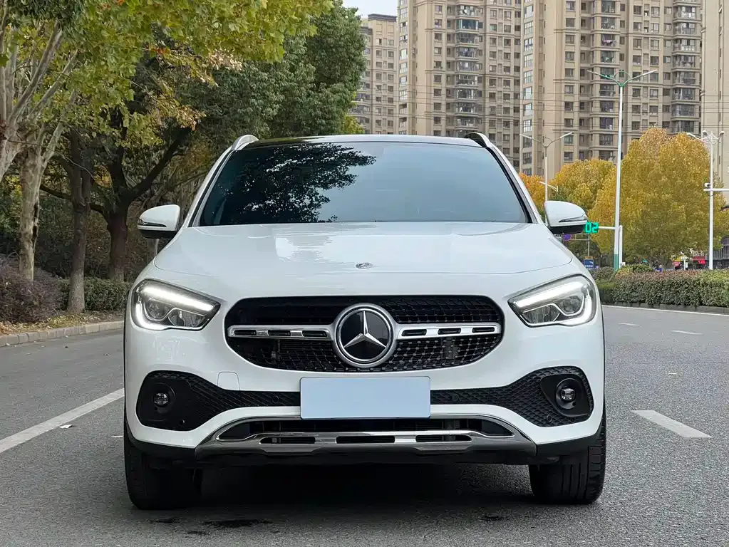 Mercedes-Benz GLA 2023 из CN, фото 1