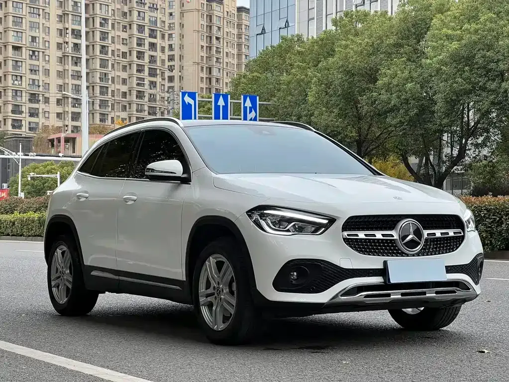 Mercedes-Benz GLA 2023 из CN, фото 2