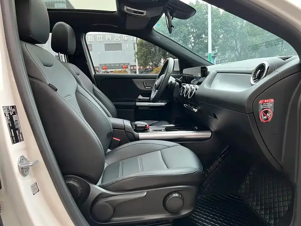 Mercedes-Benz GLA 2023 из CN, фото 9