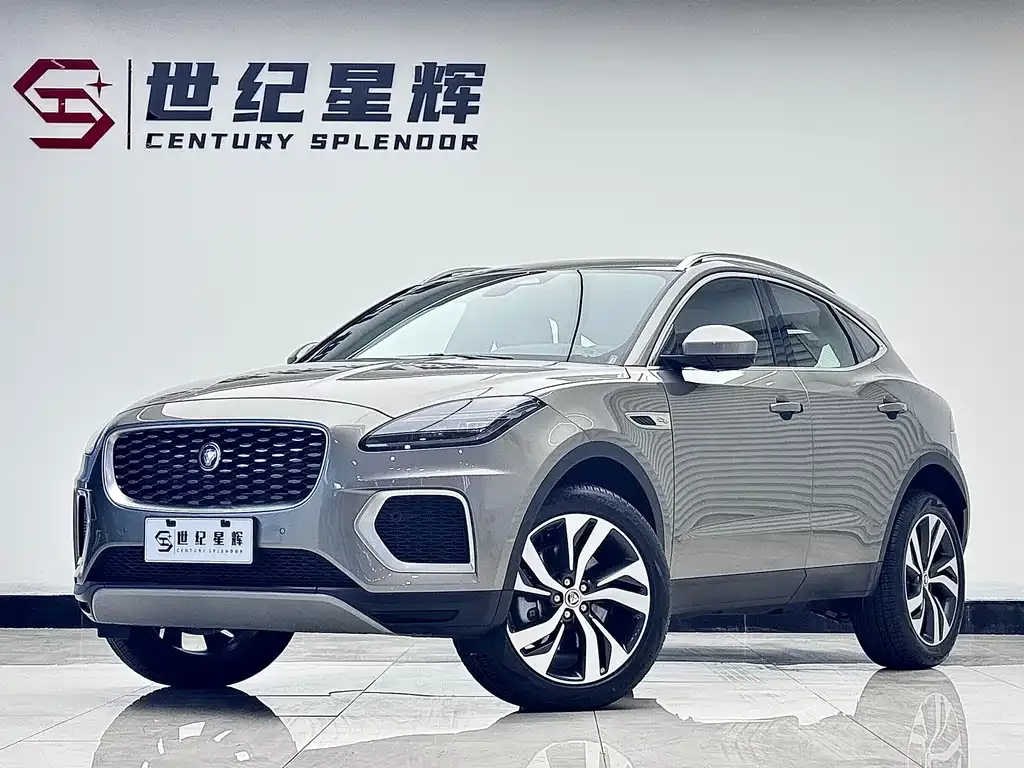 Jaguar E-PACE — фото 1