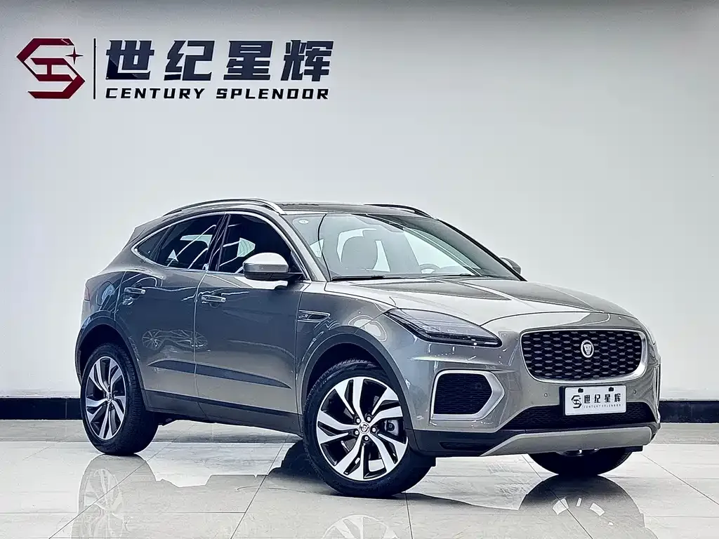 Jaguar E-PACE — фото 2