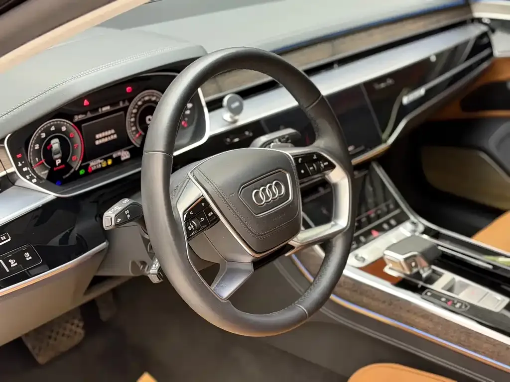 Audi A8 2023 из CN, фото 5