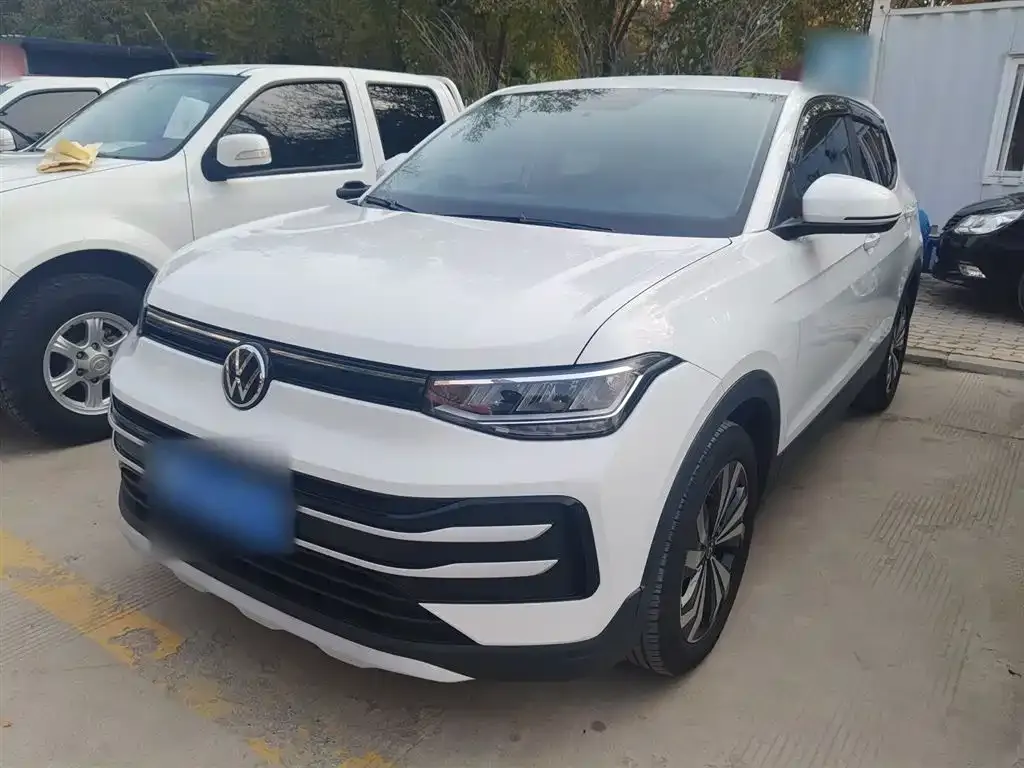 Volkswagen Tharu — фото 1
