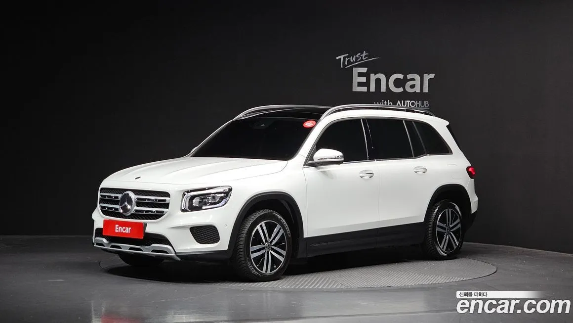 Mercedes-Benz GLB-Class — фото 1