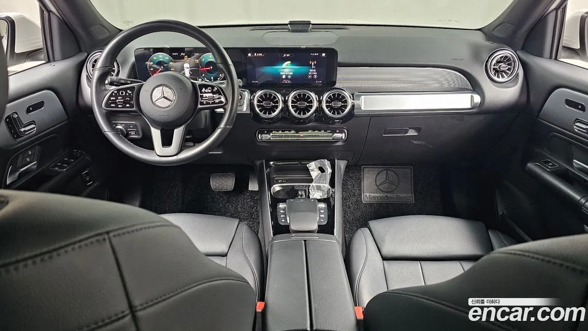 Mercedes-Benz GLB-Class — фото 7