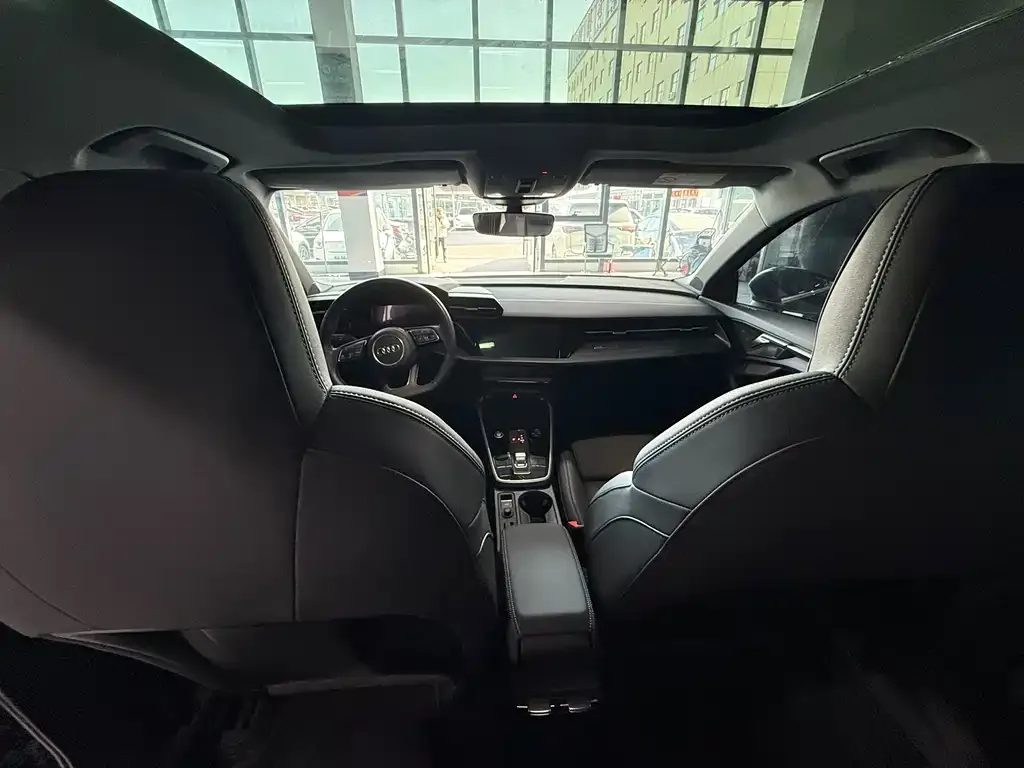 Audi A3 2023 из CN, фото 6