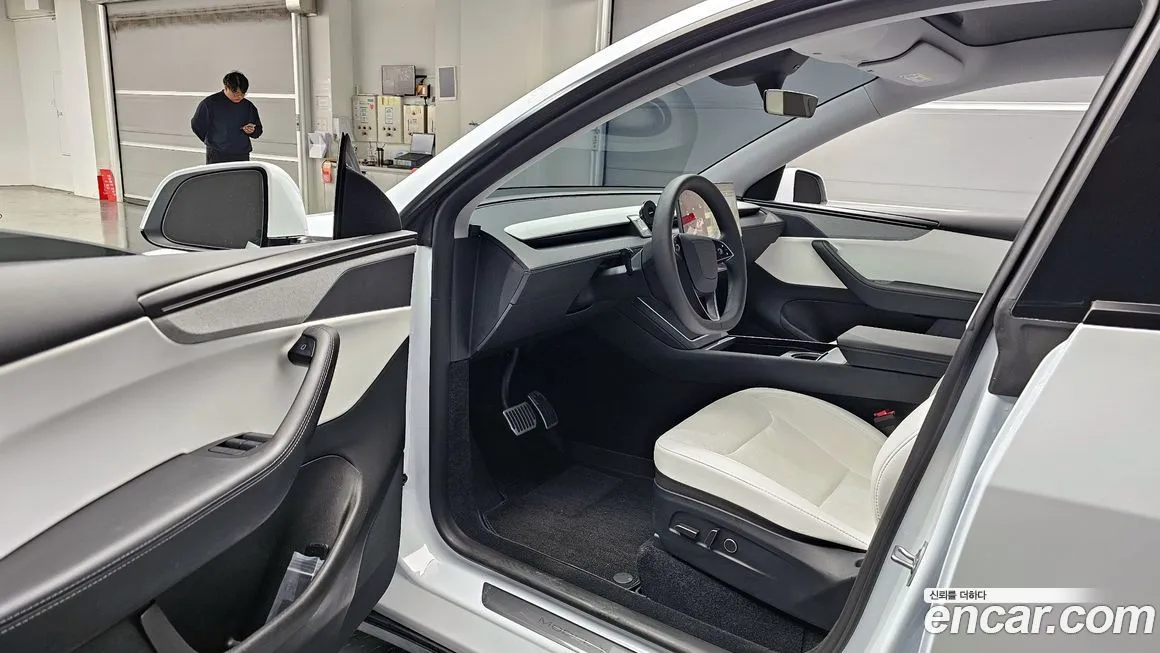 Tesla Model Y 2025 из KR, фото 10