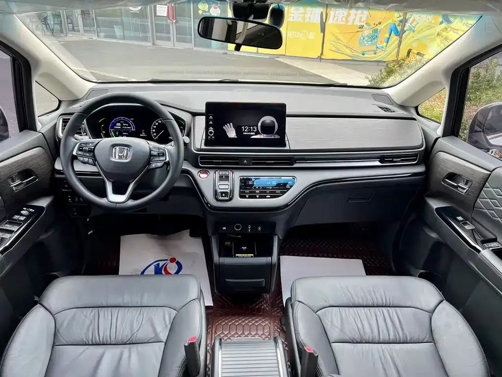 Honda Elysion 2023 из CN, фото 8