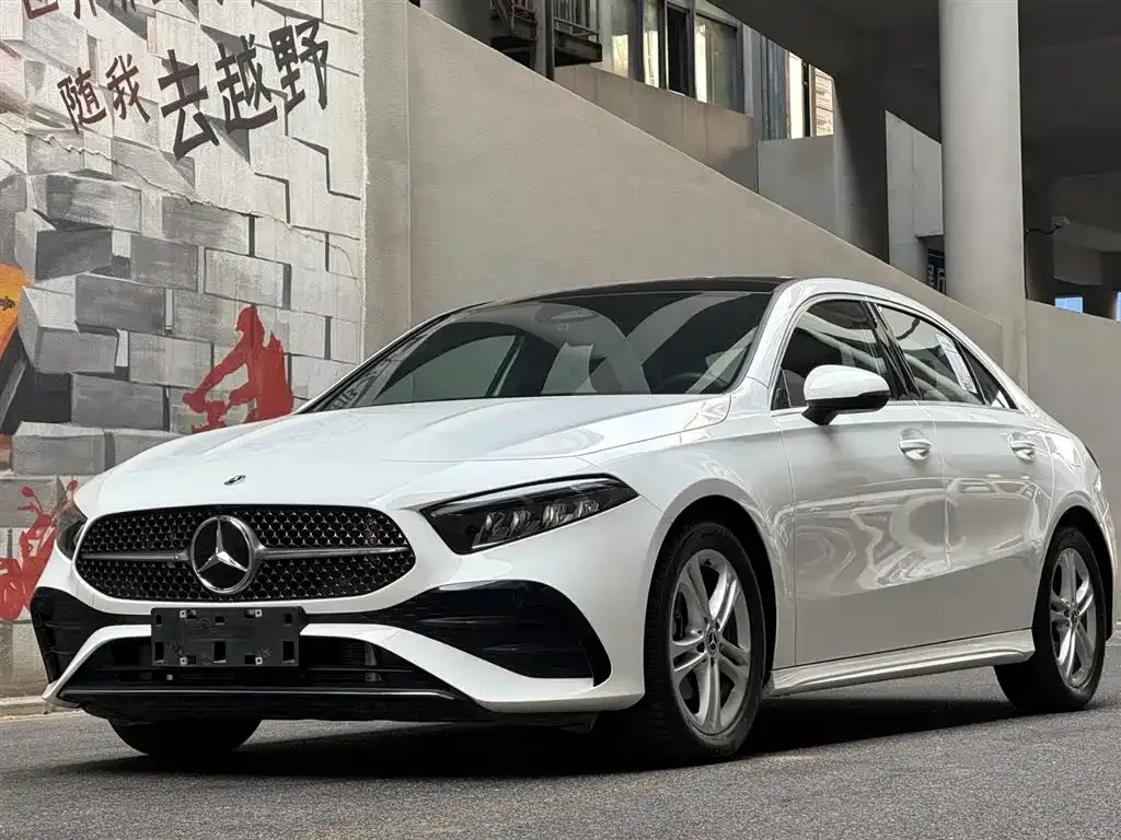 Mercedes-Benz A-Class 2024 из CN, фото 1