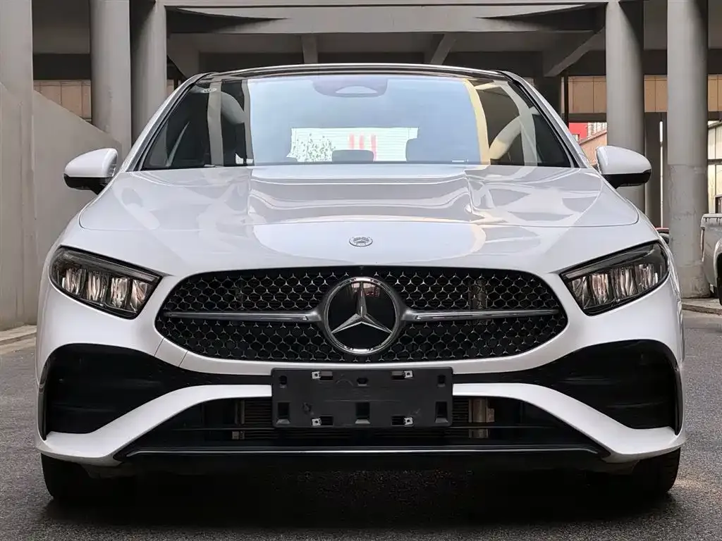 Mercedes-Benz A-Class 2024 из CN, фото 2