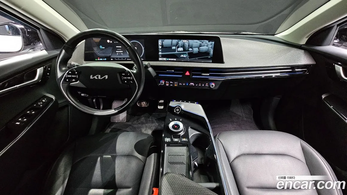 Kia EV6 — фото 7