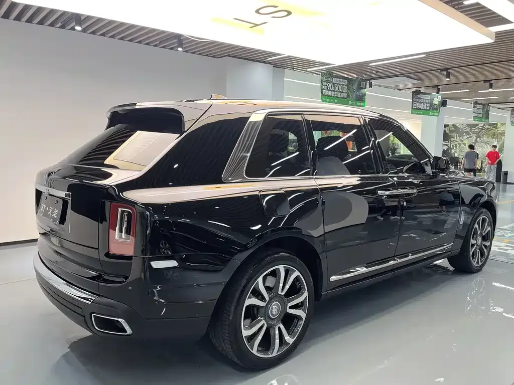 Rolls-Royce Cullinan 2022 из CN, фото 5