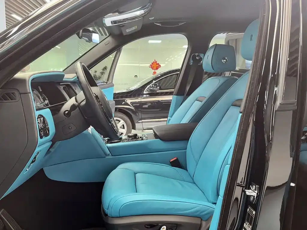 Rolls-Royce Cullinan 2022 из CN, фото 8