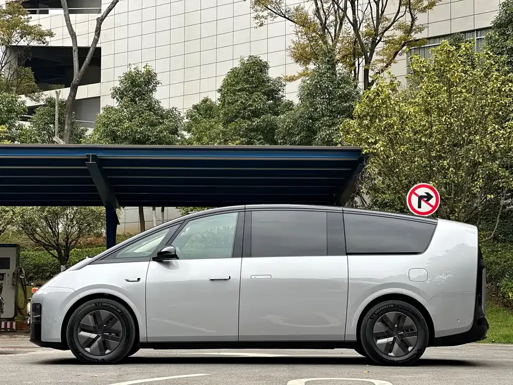 Li Auto MEGA 2025 из CN, фото 4