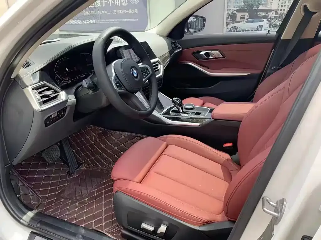BMW 3 Series 2021 из CN, фото 4