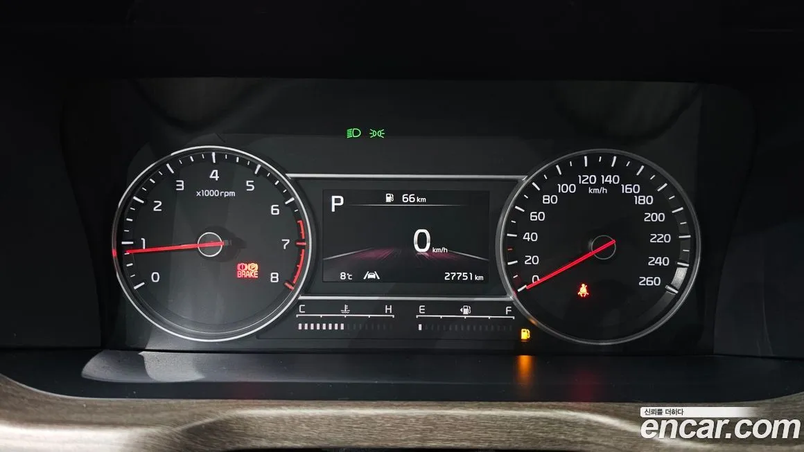 Kia Sorento — фото 8