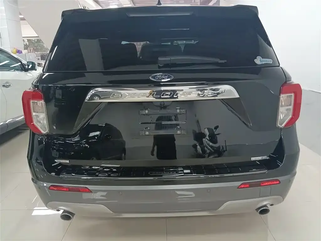 Ford Explorer 2021 из CN, фото 6