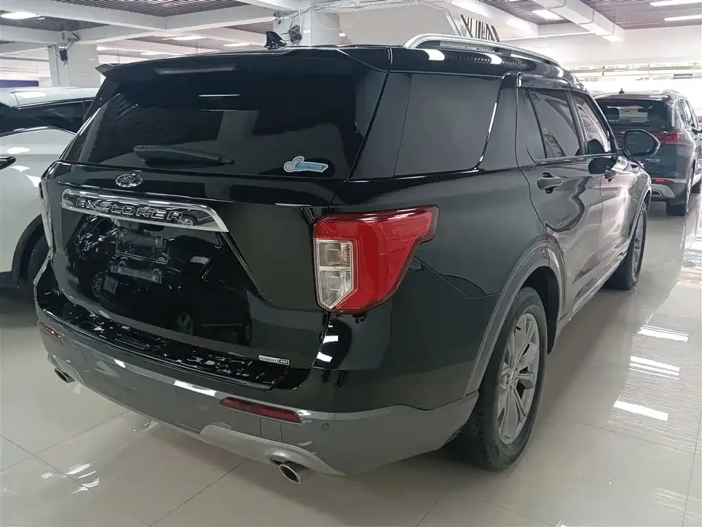 Ford Explorer 2021 из CN, фото 7