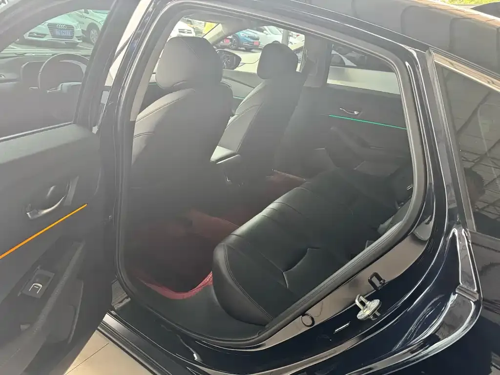 Honda Accord — фото 5