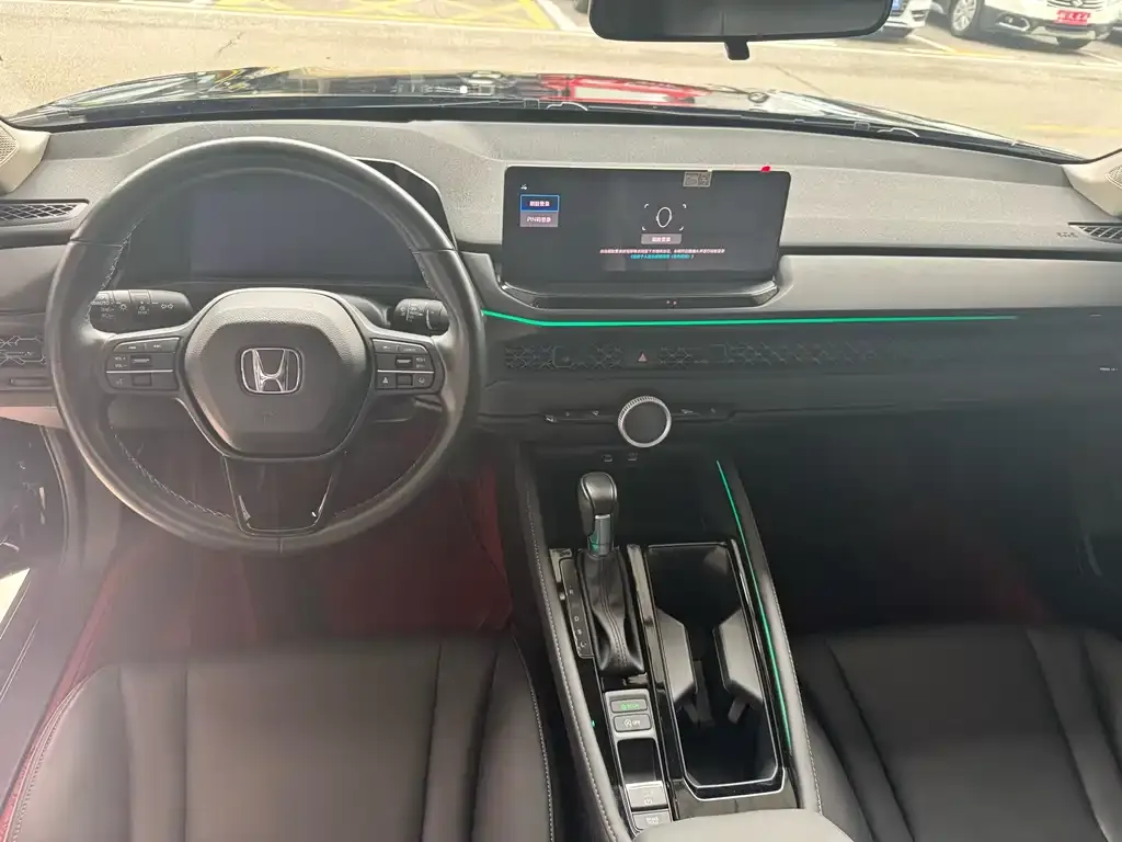Honda Accord — фото 6