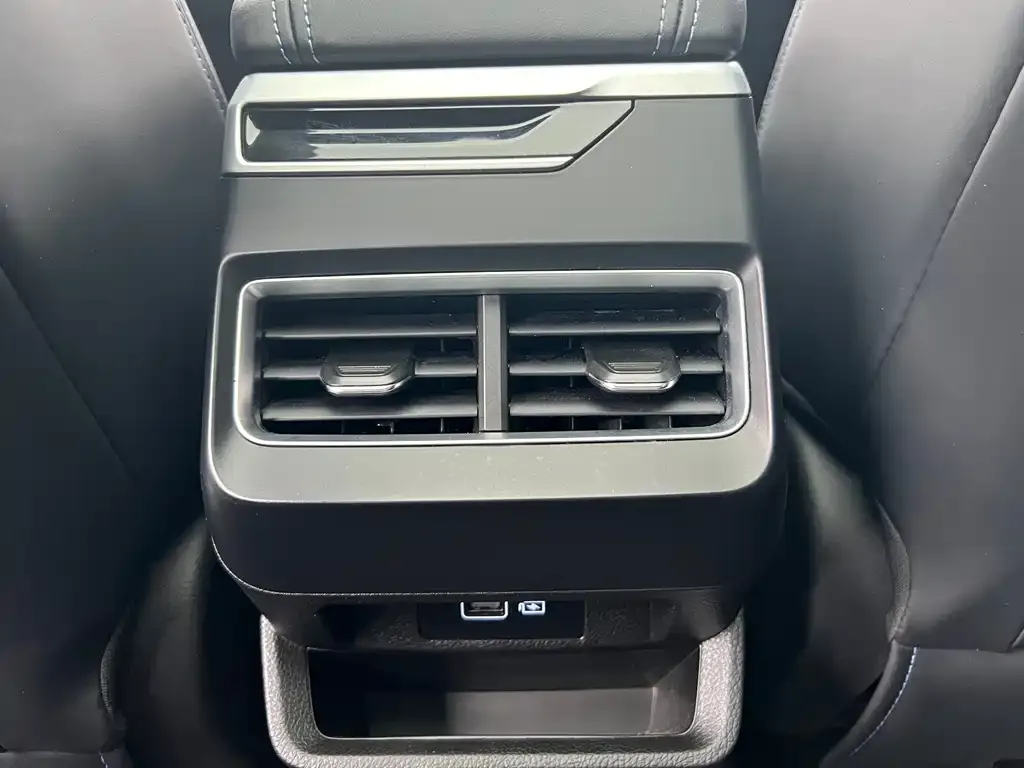 Geely Xingrui — фото 10