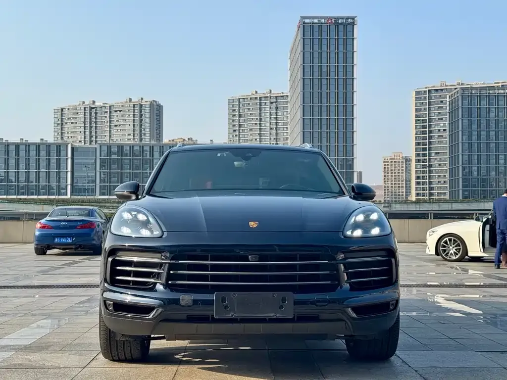 Porsche Cayenne 2022 из CN, фото 1