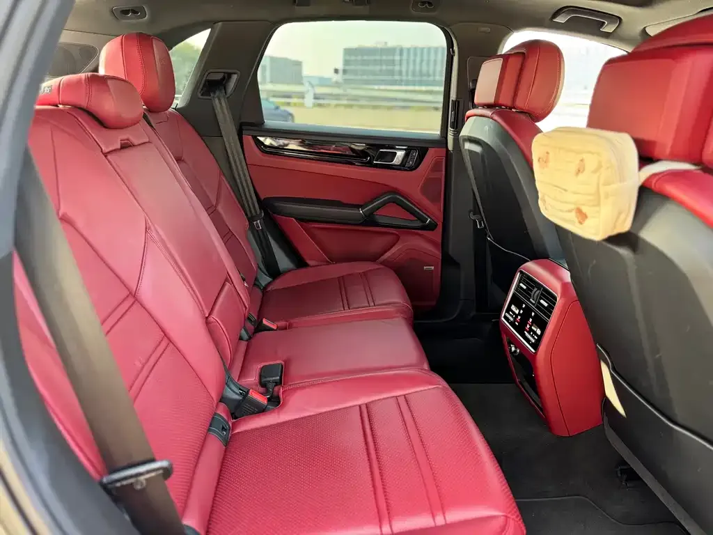 Porsche Cayenne 2022 из CN, фото 8