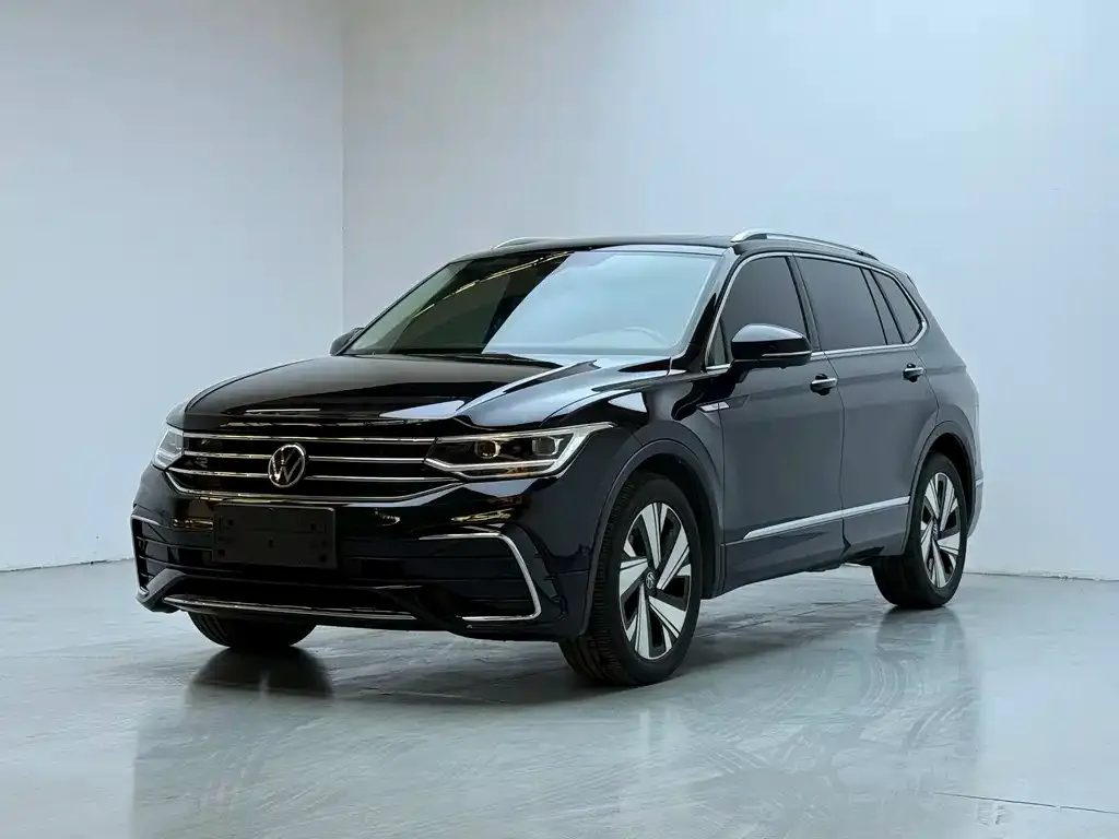 Volkswagen Tiguan L 2023 из CN, фото 1