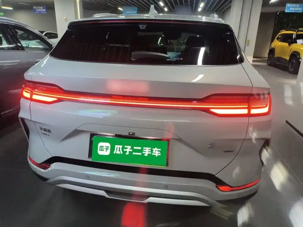 BYD PLUS New Energy — фото 6