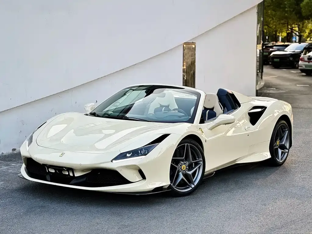Ferrari F8 — фото 1