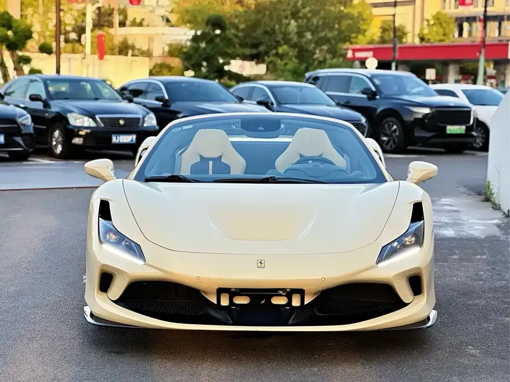 Ferrari F8 — фото 8