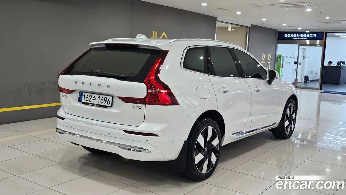 Volvo XC60 2025 из KR, фото 2