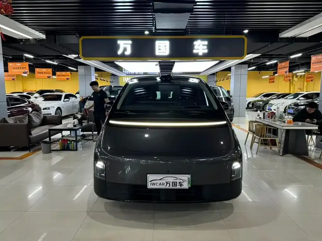 Li Auto MEGA 2024 из CN, фото 2