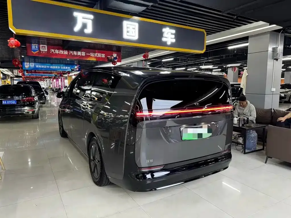 Li Auto MEGA 2024 из CN, фото 9