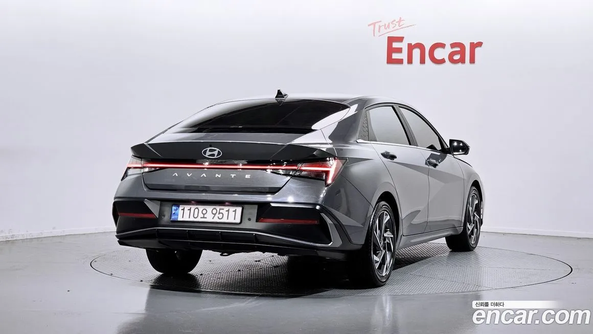 Hyundai AVANTE — фото 2