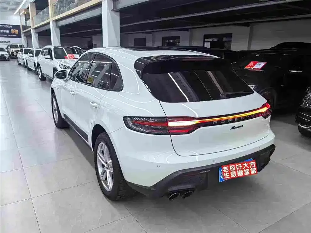 Porsche Macan — фото 8