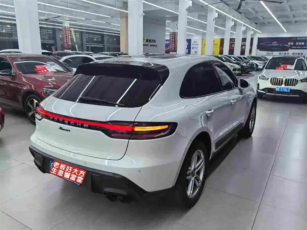Porsche Macan — фото 9