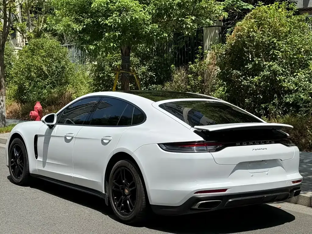 Porsche Panamera — фото 4