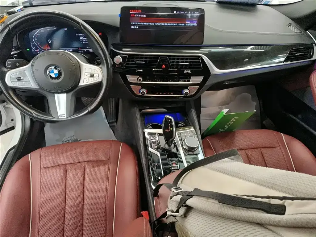 BMW 5 Series — фото 10