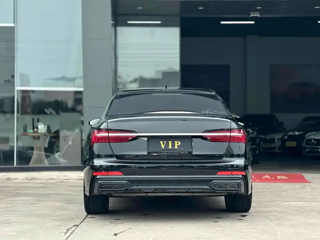 Audi A6L — фото 4