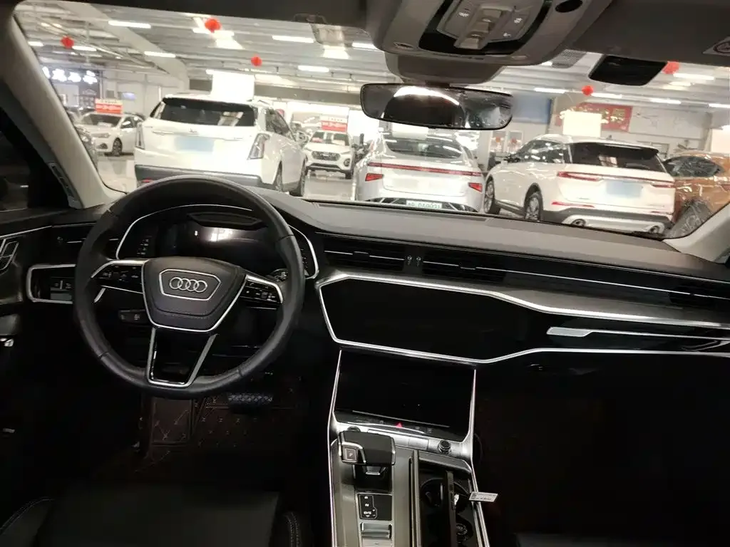 Audi A6L 2023 из CN, фото 10