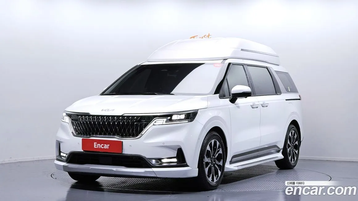 Kia Carnival — фото 1