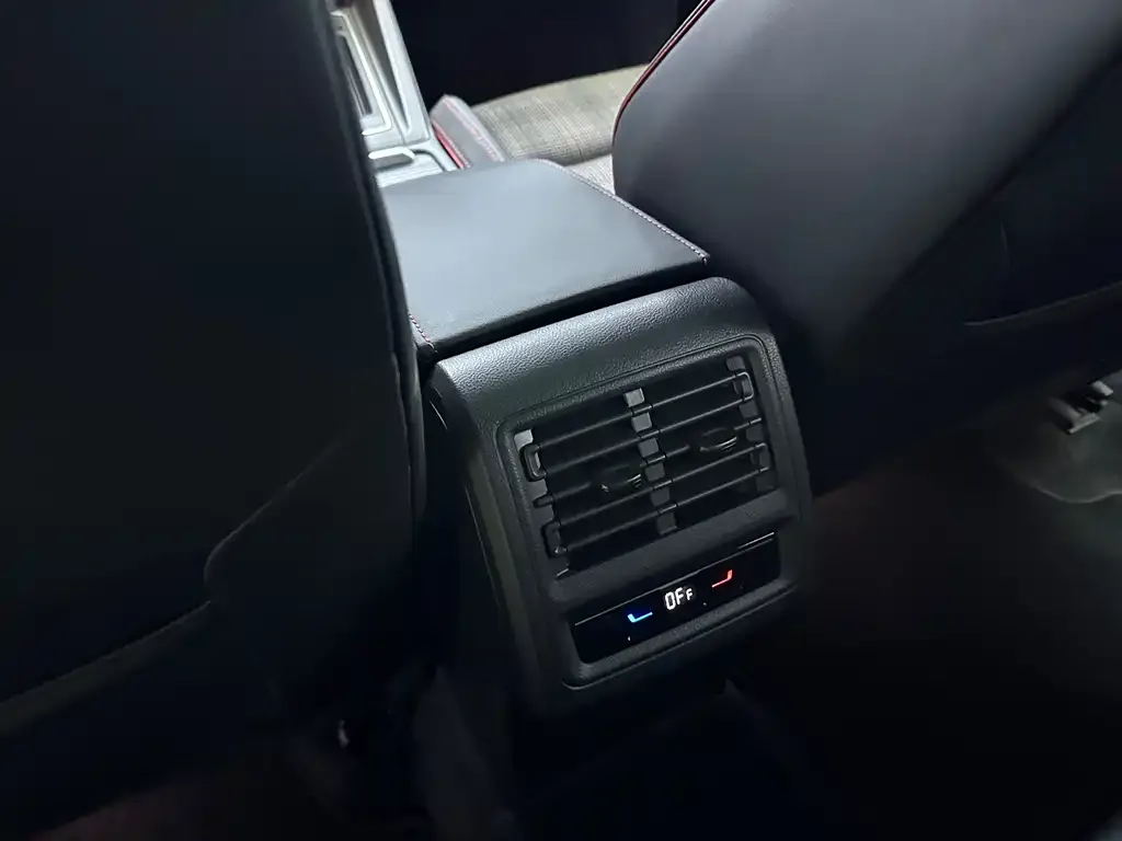 Volkswagen Golf GTI 2022 из CN, фото 7