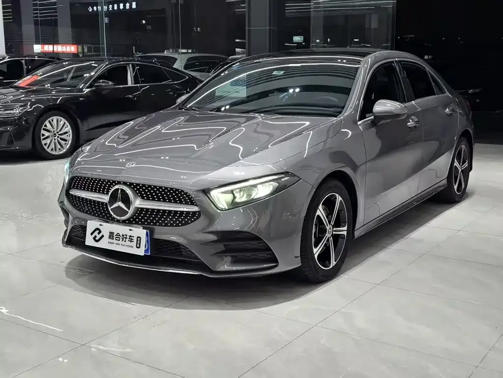 Mercedes-Benz A-Class — фото 1