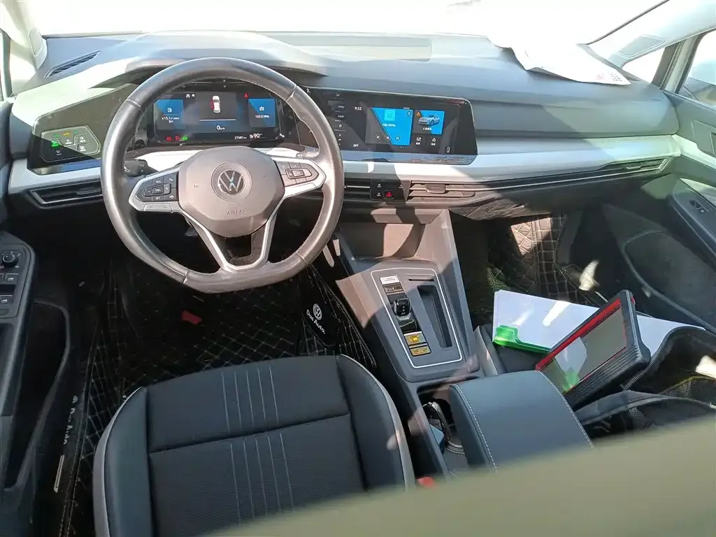 Volkswagen Golf 2021 из CN, фото 10